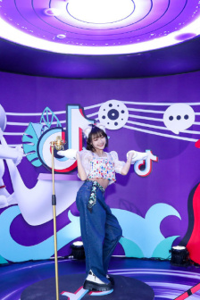 找个附近能睡觉的女人